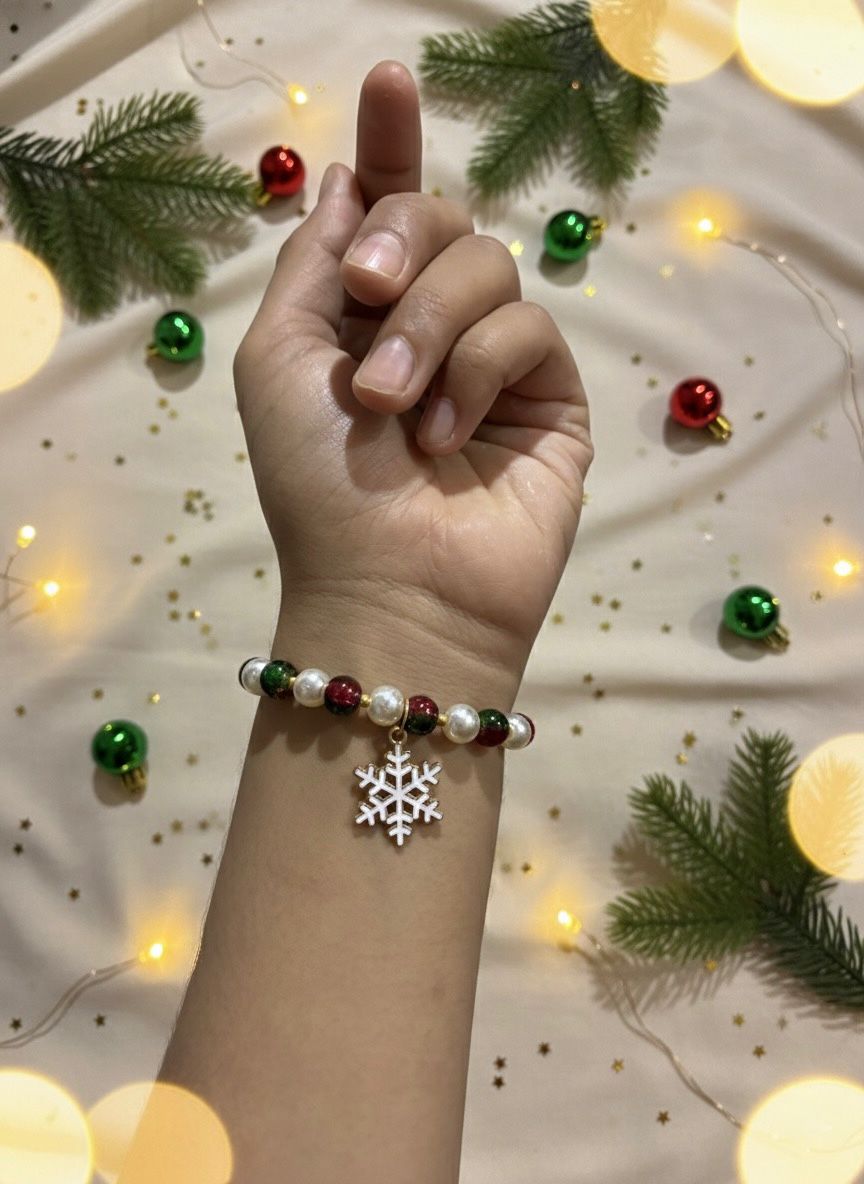 Snowflake Sparkle Christmas Bracelet